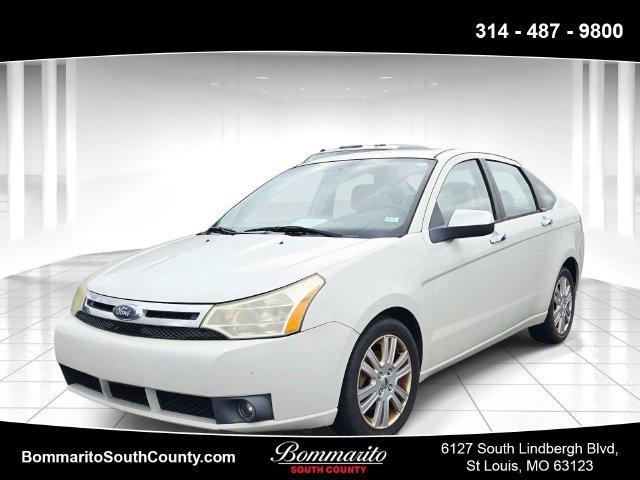 Used 2010 Ford Focus SEL FWD image 1