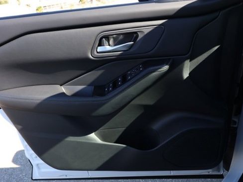 New 2026 Nissan Rogue SV image 23