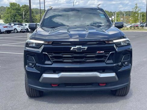 Used 2025 Chevrolet Colorado Z71 AWD/4WD image 8