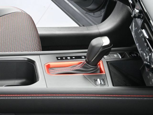 New 2026 Nissan Kicks SR FWD image 36