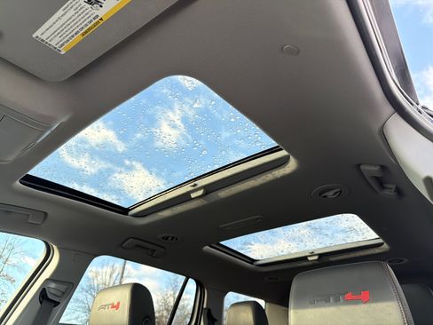 Used 2023 GMC Acadia AT4 w/ Preferred Package image 26