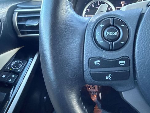 Used 2015 Lexus IS 250 image 22
