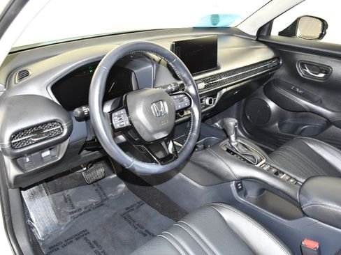 Used 2025 Honda HR-V EX-L image 36