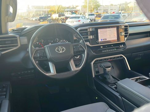 Used 2024 Toyota Tundra SR5 AWD/4WD image 18