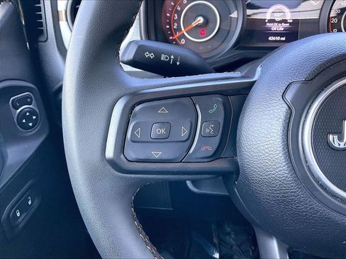 Used 2024 Jeep Wrangler Unlimited Sport AWD/4WD image 21