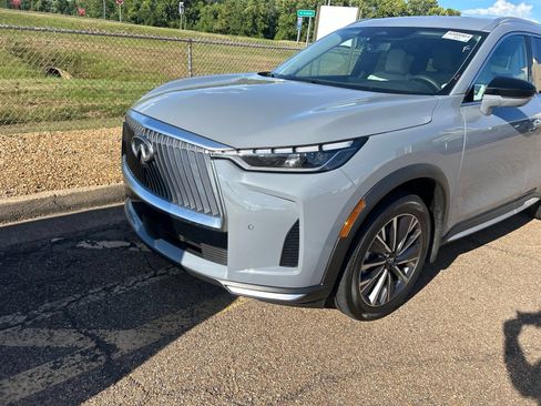 Certified 2026 INFINITI QX60 Luxe w/ Cargo Package AWD/4WD image 3