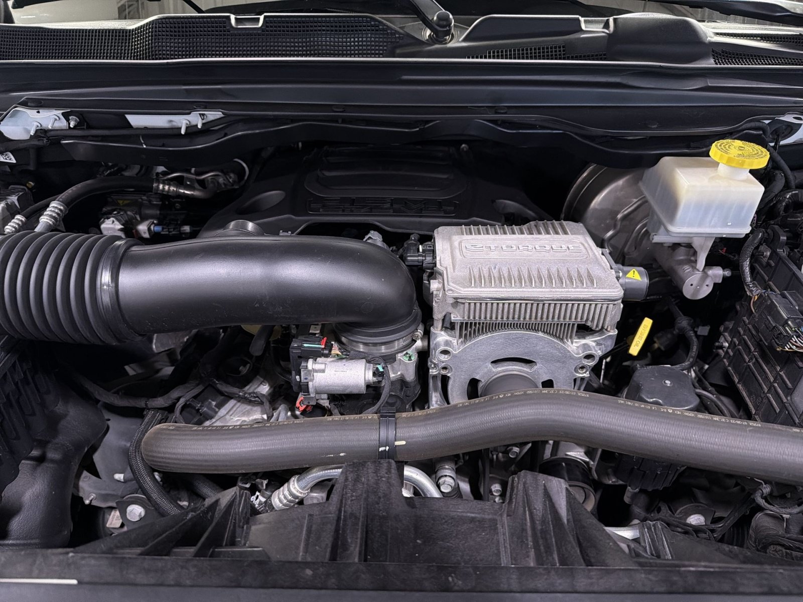 Used 2024 RAM 1500 Limited w/ Body Color Bumper Group AWD/4WD image 29