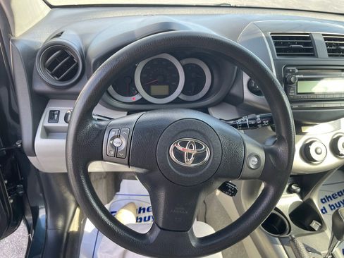Used 2012 Toyota RAV4 4WD image 7