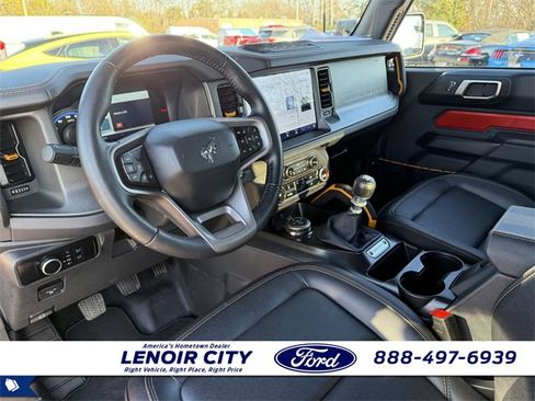 Used 2024 Ford Bronco Badlands image 12