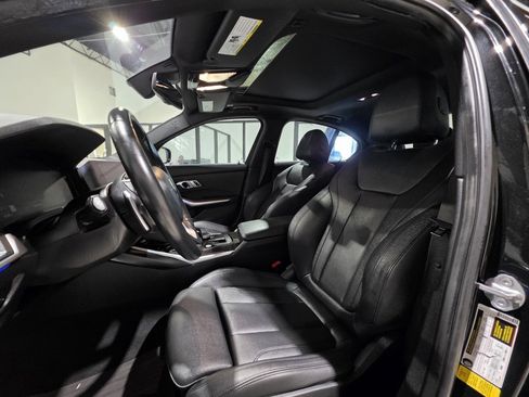 Used 2020 BMW 330i Sedan w/ Driving Assistance Package image 35