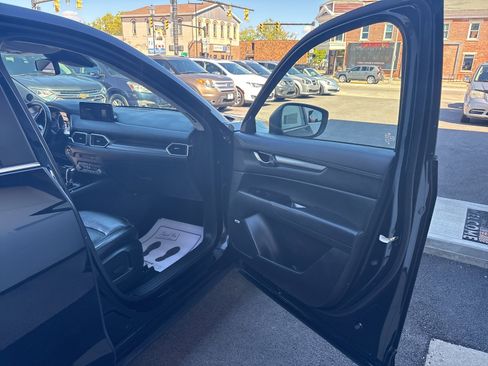 Used 2021 MAZDA CX-5 Touring w/ Touring Preferred SV Package image 19