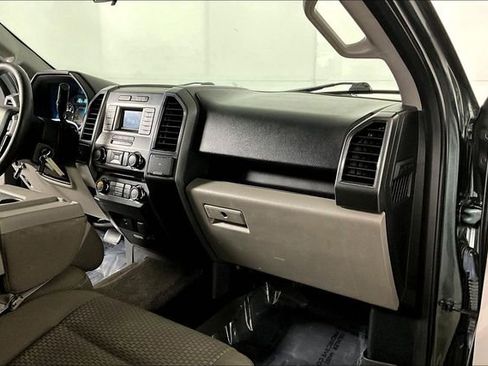 Used 2018 Ford F150 XLT image 15