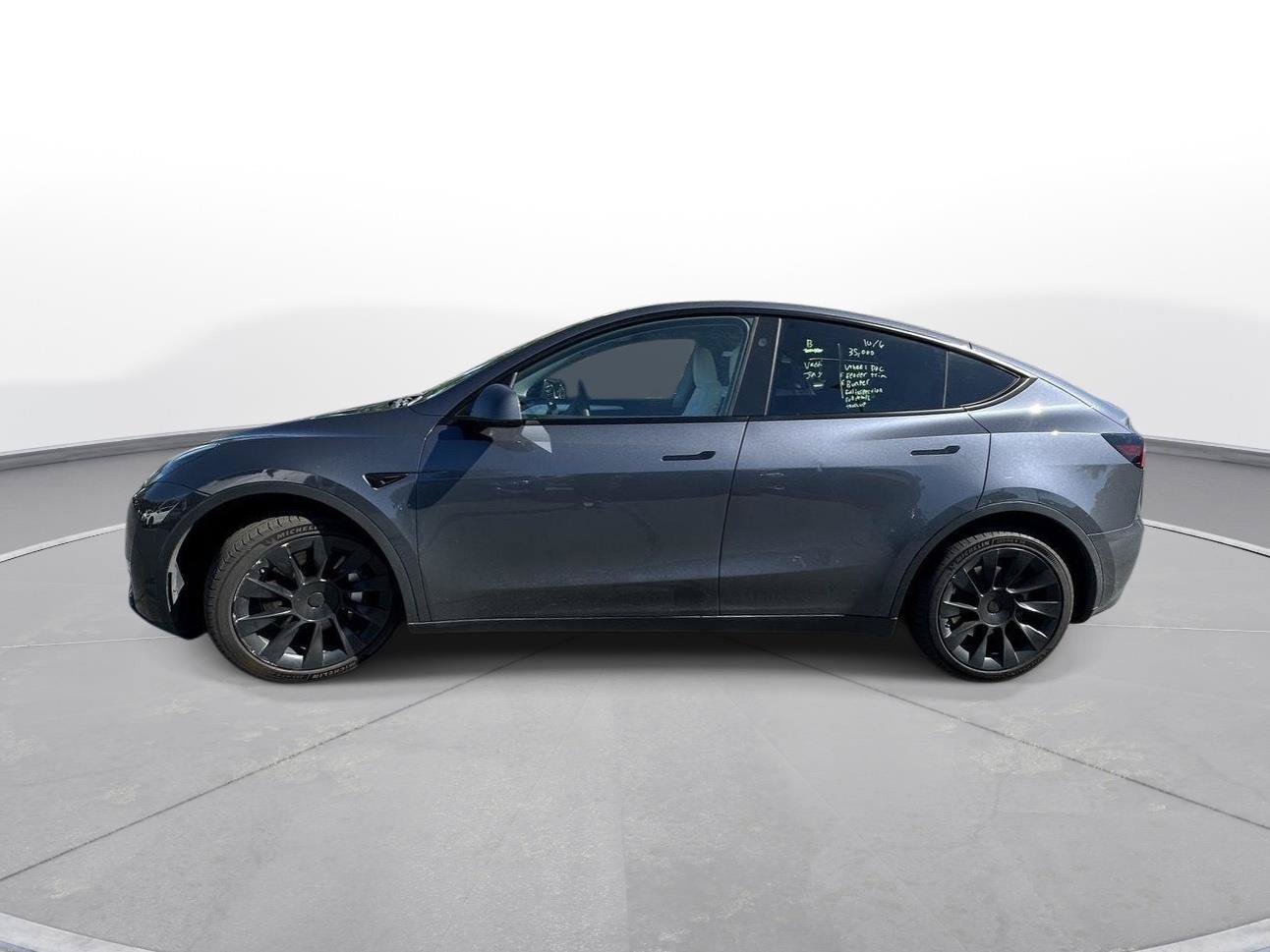 Used 2023 Tesla Model Y Long Range AWD/4WD image 9