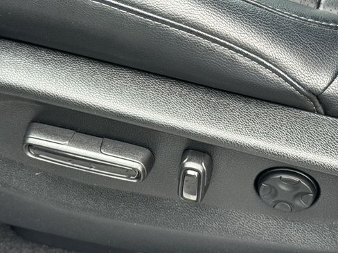 Certified 2021 Honda CR-V Touring image 27