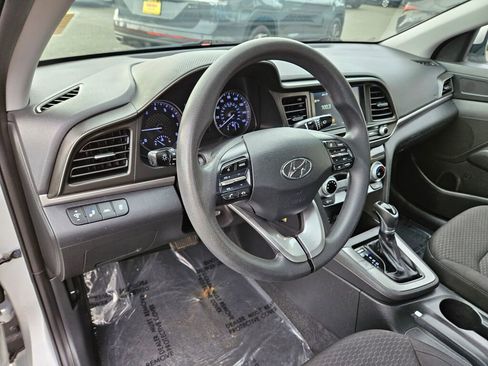 Used 2019 Hyundai Elantra SEL w/ Cargo Package image 14