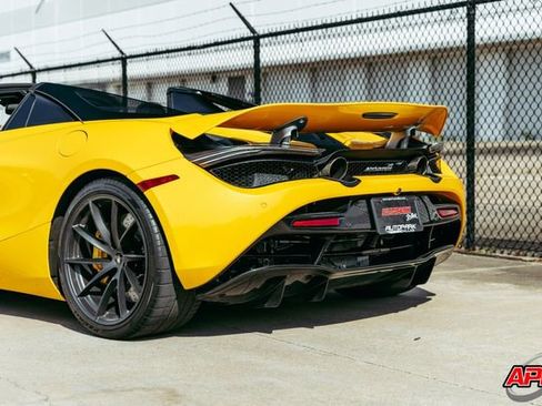 Used 2020 McLaren 720S Performance RWD image 64