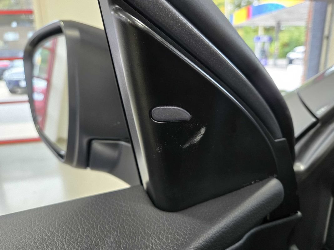 Used 2021 Nissan Rogue Sport SV AWD/4WD image 22
