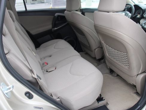 Used 2008 Toyota RAV4 Limited FWD image 17
