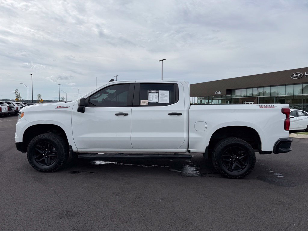 Used 2024 Chevrolet Silverado 1500 LT Trail Boss w/ Protection Package AWD/4WD image 8