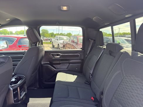 Used 2025 RAM 1500 Big Horn AWD/4WD image 33