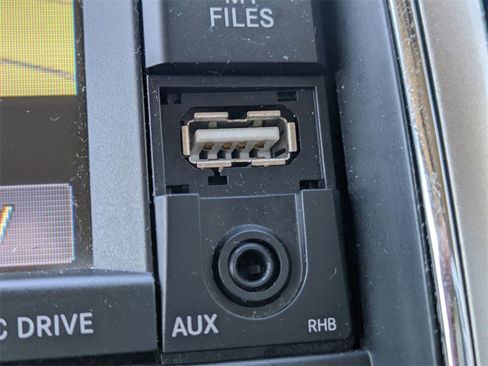 Used 2013 Jeep Grand Cherokee Laredo image 29