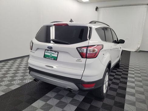 Used 2018 Ford Escape SE w/ SE Sync 3 Package FWD image 7