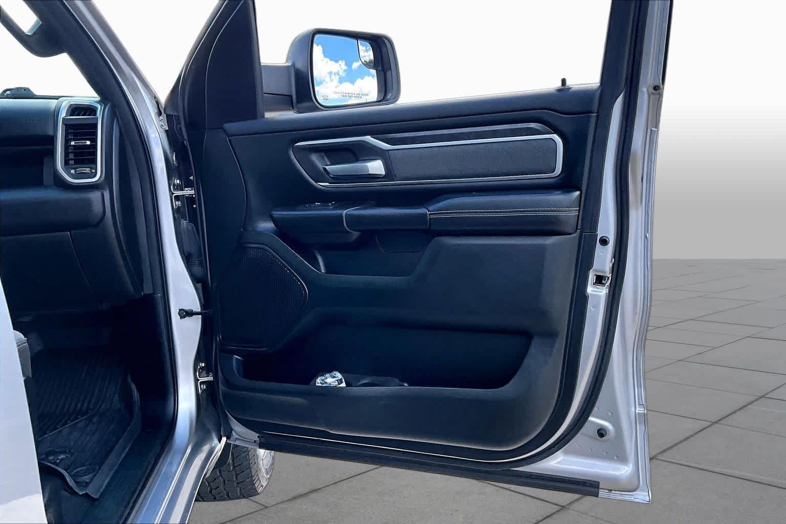 Used 2019 RAM 1500 Big Horn RWD image 23