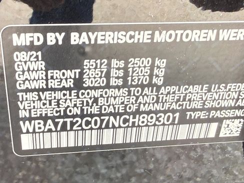 Used 2022 BMW 740i w/ Premium Package image 27