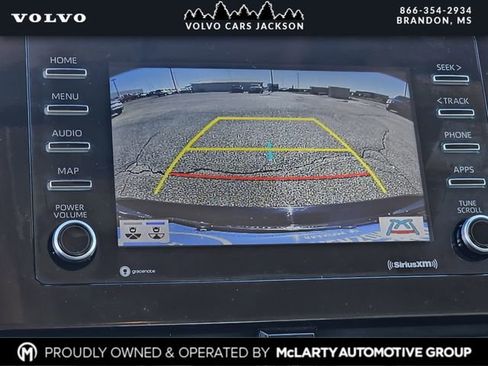 Used 2022 Toyota Camry LE w/ Cold Weather Package image 10