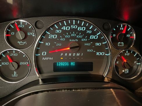 Used 2023 GMC Savana 2500 w/ Driver Convenience Package RWD image 10