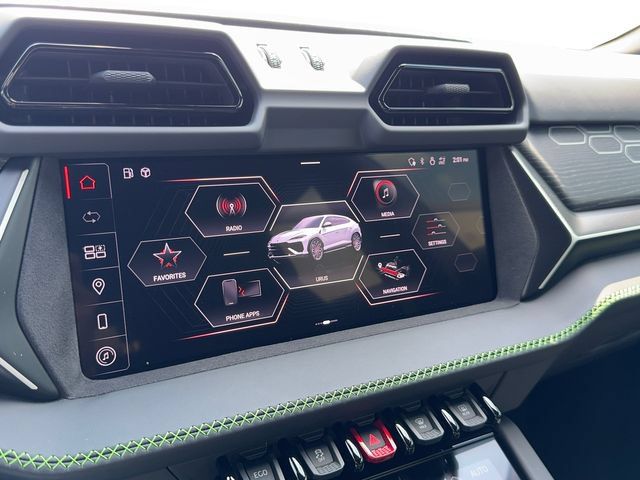 Used 2025 Lamborghini Urus SE AWD/4WD image 21