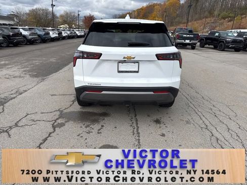 New 2025 Chevrolet Equinox LT image 4