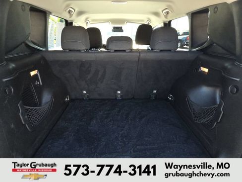 Used 2017 Jeep Renegade Latitude AWD/4WD image 31