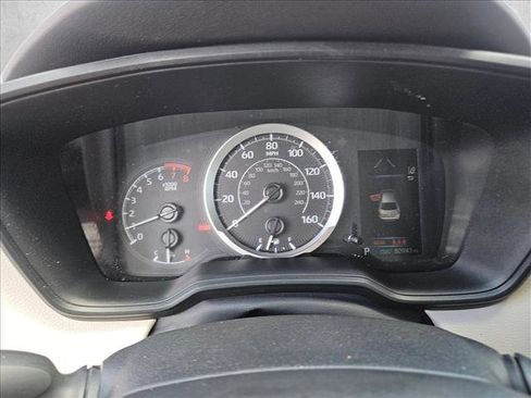 Used 2021 Toyota Corolla LE FWD image 20