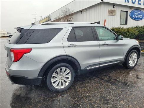 Certified 2023 Ford Explorer Limited w/ Equipment Group 301A image 5