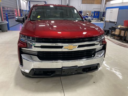 Used 2021 Chevrolet Silverado 1500 LT w/ Z71 Off-Road Package image 2