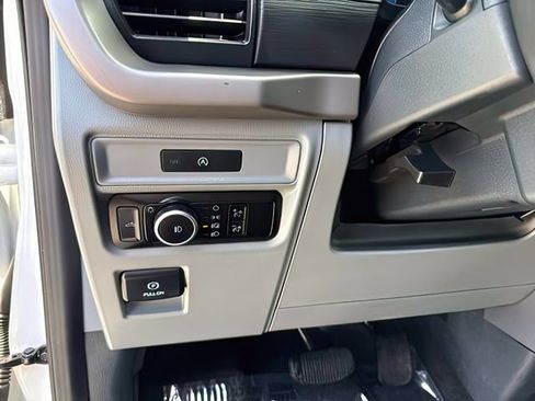 Used 2025 Ford F150 XLT w/ Equipment Group 301A Standard AWD/4WD image 20