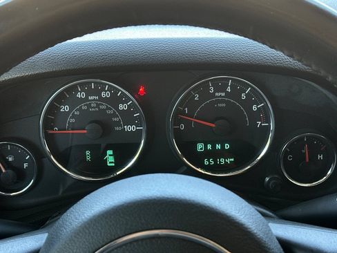 Used 2016 Jeep Wrangler Sport AWD/4WD image 22