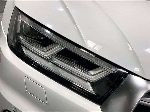 Used 2018 Audi Q5 2.0T Premium Plus w/ Premium Plus Package image 30