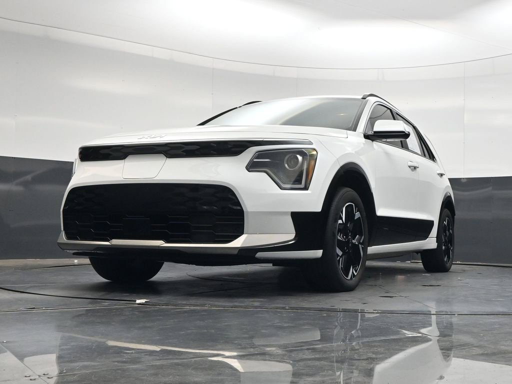 Used 2024 Kia Niro Wind FWD image 41