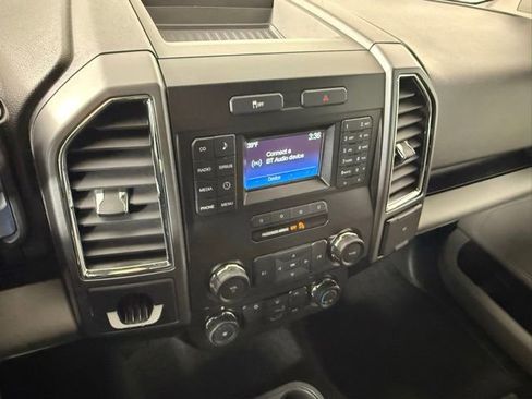 Used 2016 Ford F150 XLT image 32