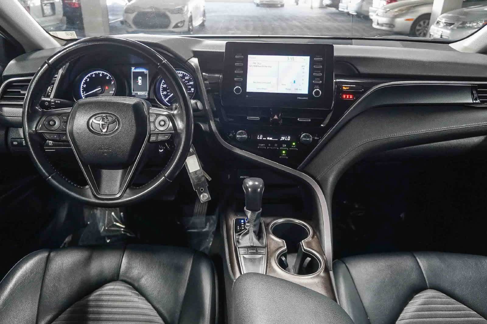 Certified 2022 Toyota Camry SE FWD image 12