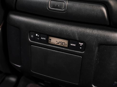 Used 2021 Nissan Armada SL w/ Captain's Chairs Package image 76