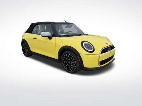 Used 2025 MINI Cooper S FWD image 7