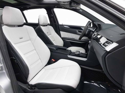 Used 2015 Mercedes-Benz E 63 AMG S-Model image 4