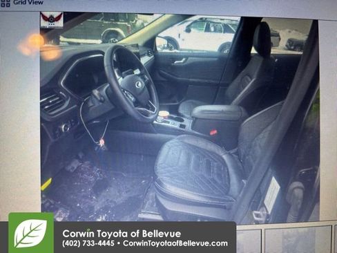 Used 2023 Ford Escape Platinum w/ Premium Technology Package image 4