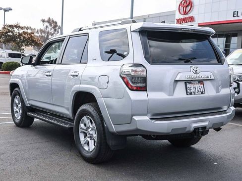 Certified 2021 Toyota 4Runner SR5 Premium AWD/4WD image 19