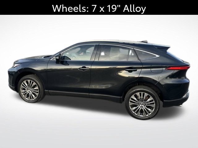 Certified 2023 Toyota Venza XLE AWD/4WD image 26