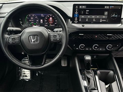 Certified 2025 Honda Accord Sport image 17