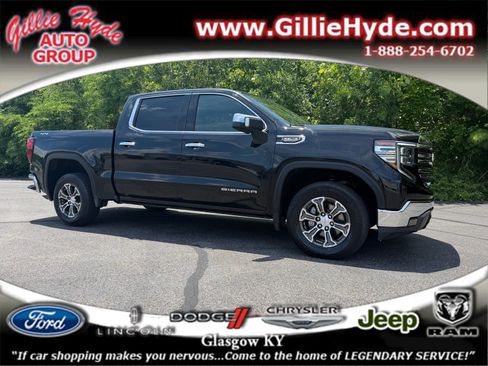 Used 2025 GMC Sierra 1500 SLT AWD/4WD image 1